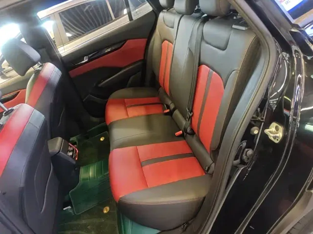 Dongfeng Aeolus Yixuan GS 2021 230T Auto Chasing Glory Samurai Edition — Фото автомобиля 16