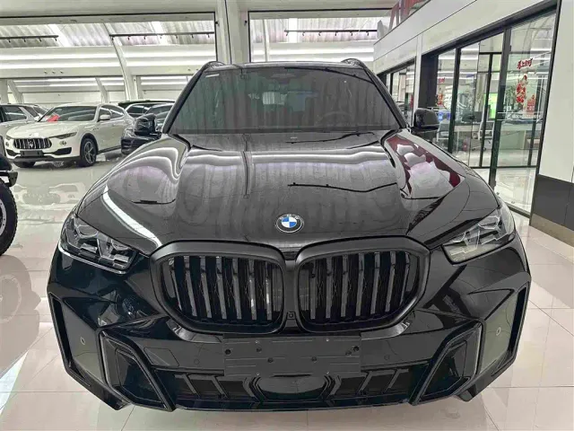 BMW X5 — Фото автомобиля 2