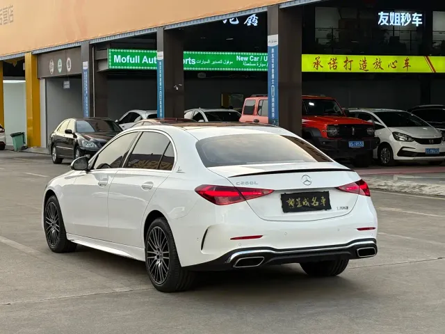 Mercedes-Benz C-Class — Фото автомобиля 19