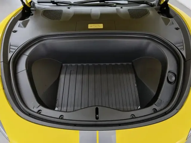 Xiaomi Auto Xiaomi SU7 Ultra 2025 Model Ultra — Фото автомобиля 6