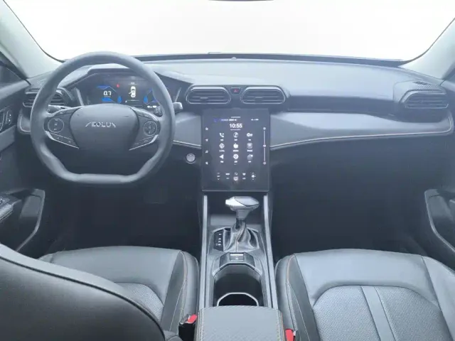 Dongfeng Yixuan — Фото автомобиля 12