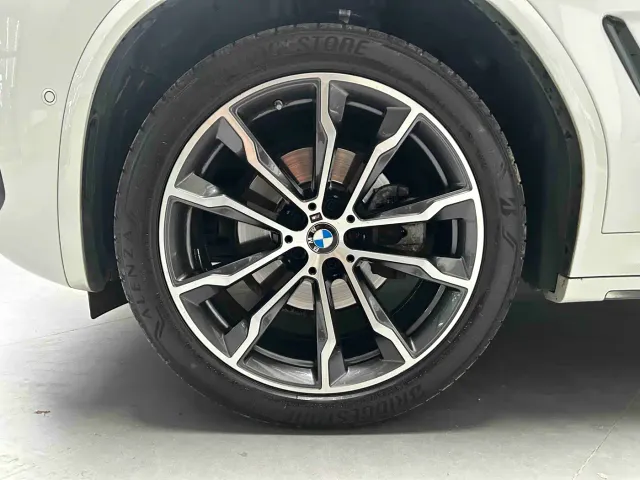 BMW X3 — Фото автомобиля 3