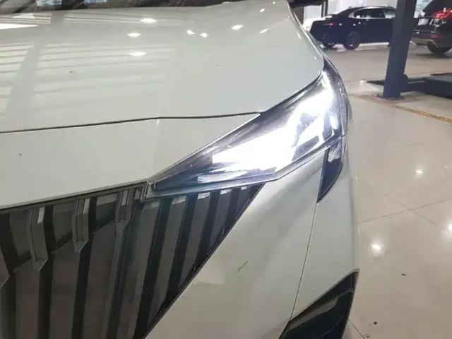 GAC Trumpchi GS3 — Фото автомобиля 23