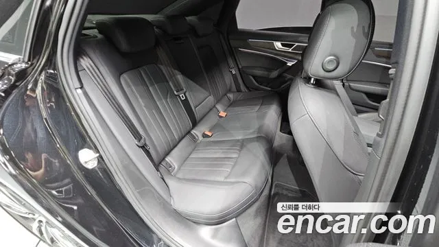 Audi A6 45 TFSI Premium — Фото автомобиля 10
