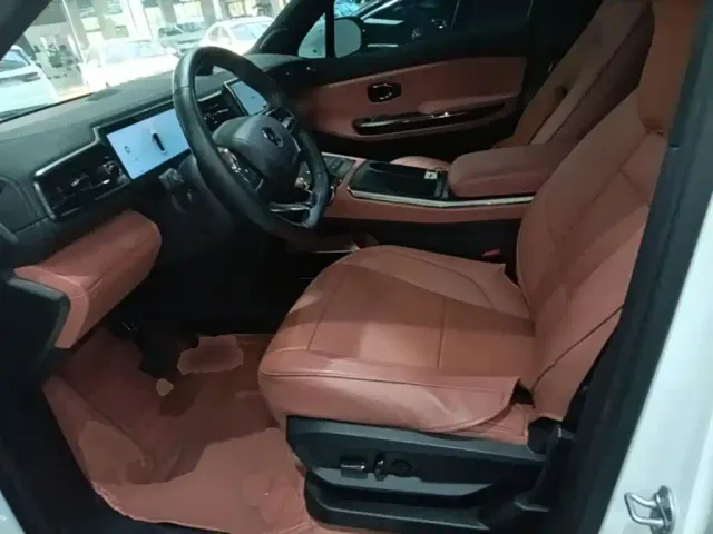 Nio EC6 — Фото автомобиля 14