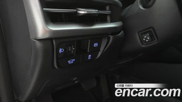 Hyundai Grandeur Grandeur (GN7) 3.5 LPG 2WD (Такси) — Фото автомобиля 27