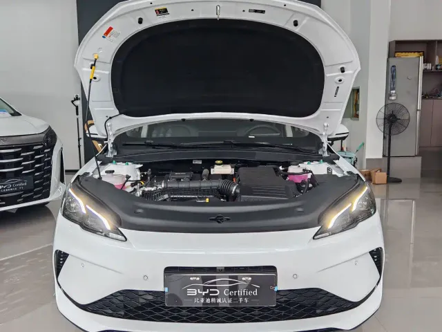 BYD Seal 05 DM-i — Фото автомобиля 2