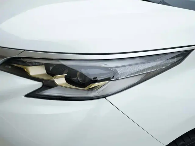 Toyota Granvia — Фото автомобиля 14