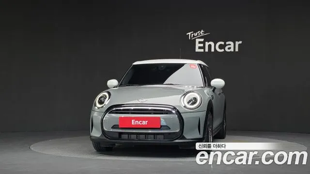 MINI Cooper — Фото автомобиля 3