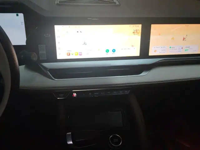 Geely Xingyue L 2021 2.0TD DCT EVO FWD Intelligent Premium Edition — Фото автомобиля 13