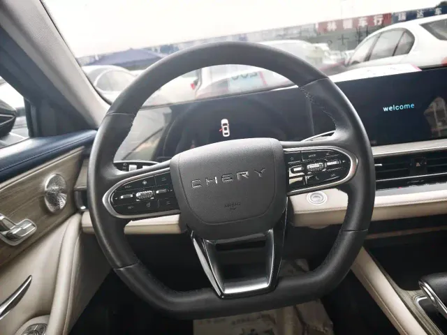Chery Arrizo 8 — Фото автомобиля 7