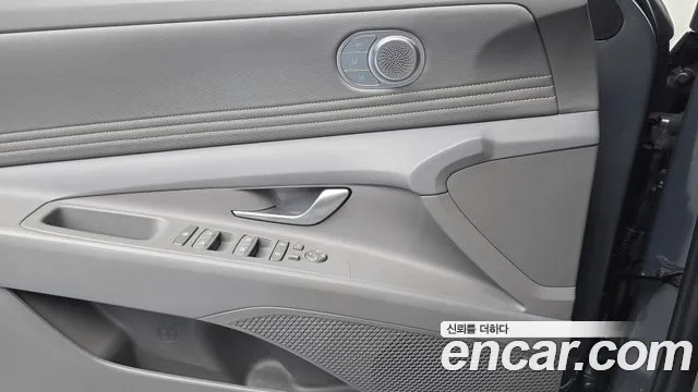 Hyundai Avante CN7 — Фото автомобиля 24