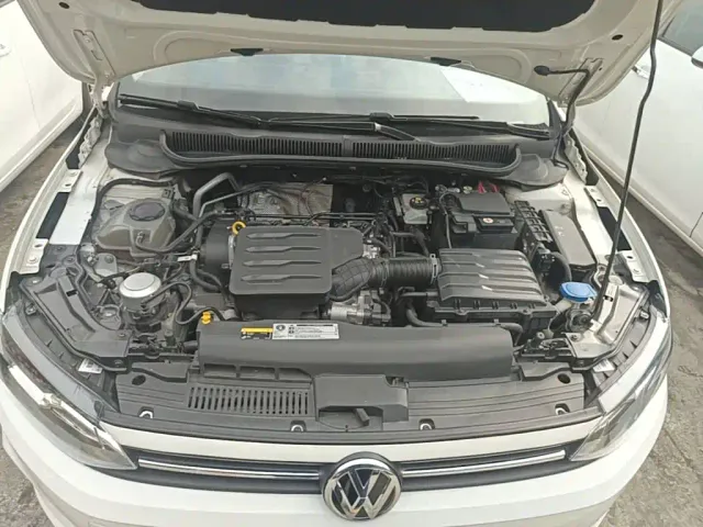 Volkswagen Polo — Фото автомобиля 19