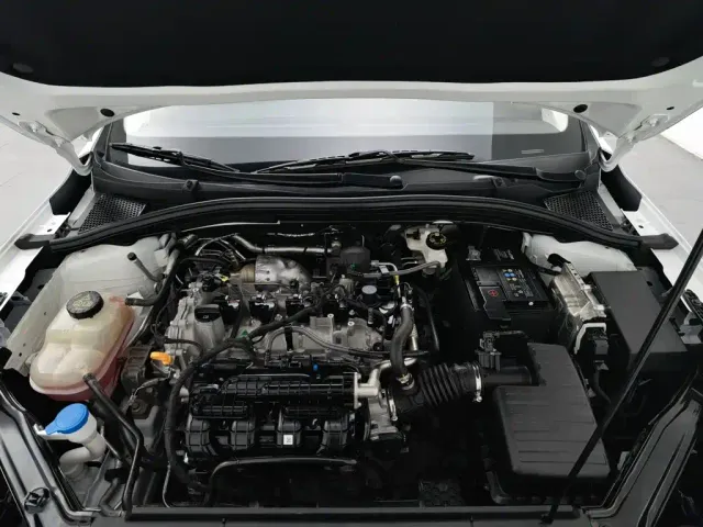 Roewe i5 — Фото автомобиля 6
