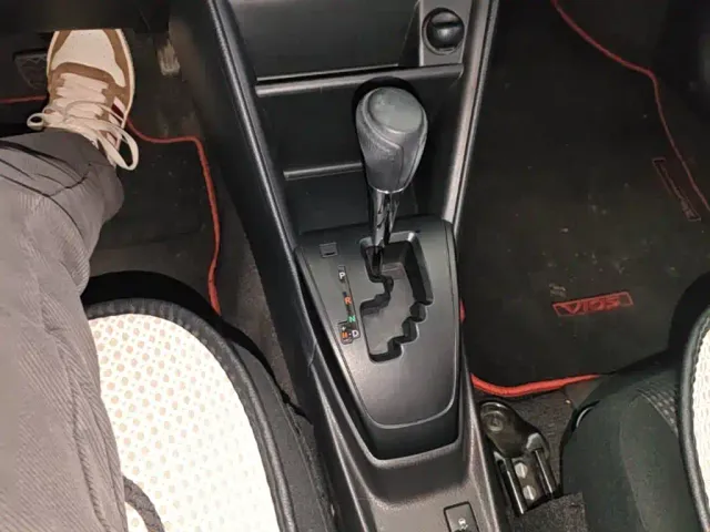 Toyota Vios — Фото автомобиля 13