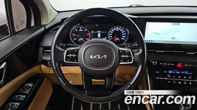 Kia Carnival Generation 4 — Фото автомобиля 21