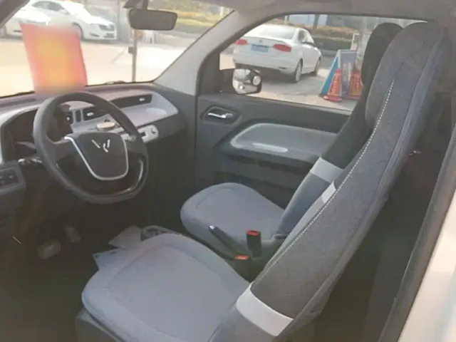 Wuling Hongguang Mini EV — Фото автомобиля 14