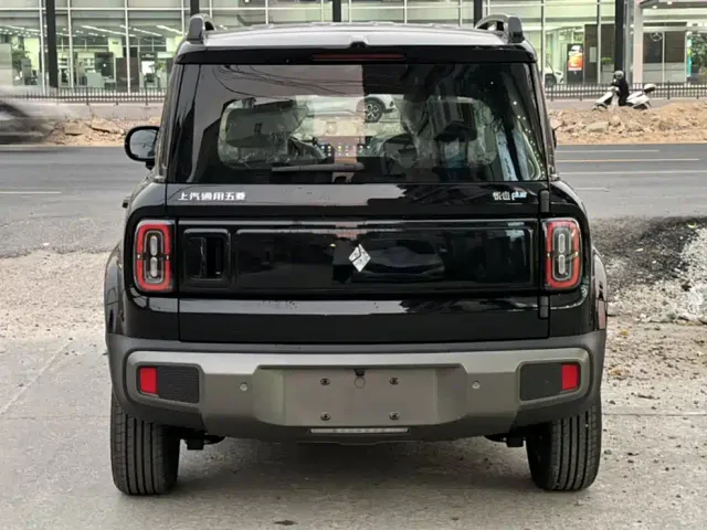 Baojun Yep Plus — Фото автомобиля 9