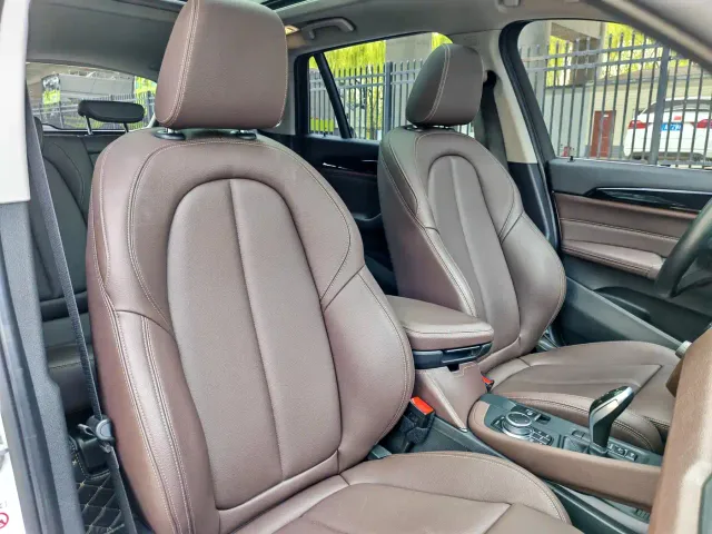 BMW X1 — Фото автомобиля 7