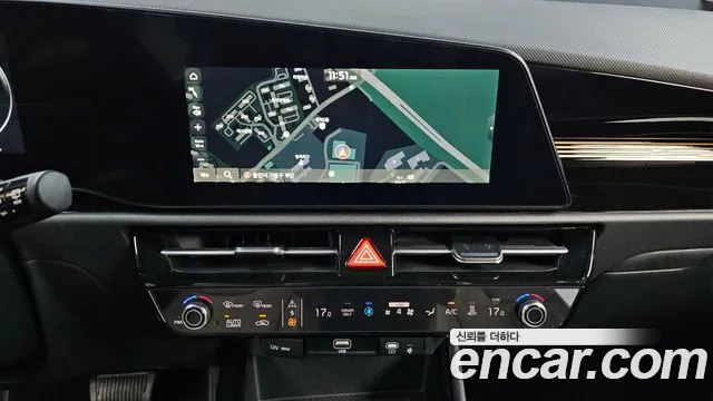 Kia Niro New — Фото автомобиля 18