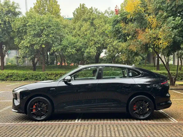 IM Motors LS6 — Фото автомобиля 14