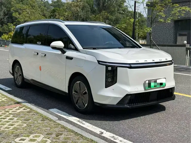 Maxus Dajia 7 — Фото автомобиля 3