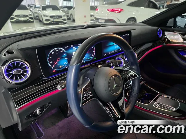 Mercedes-Benz CLS-Class — Фото автомобиля 13
