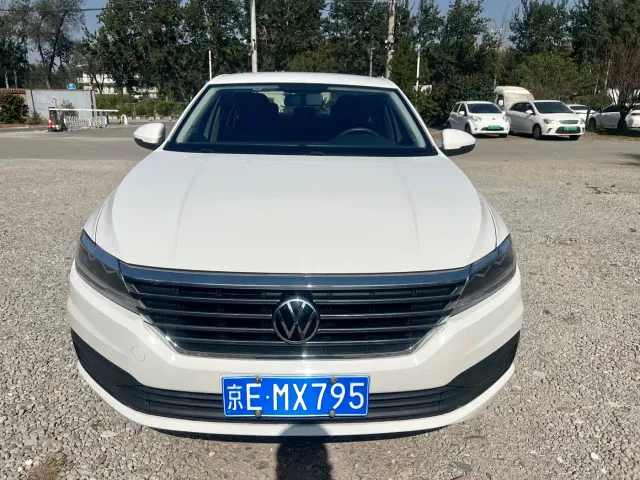 Volkswagen Lavida — Фото автомобиля 2