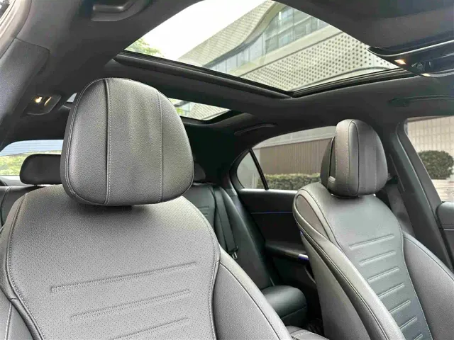 Mercedes-Benz C-Class — Фото автомобиля 25