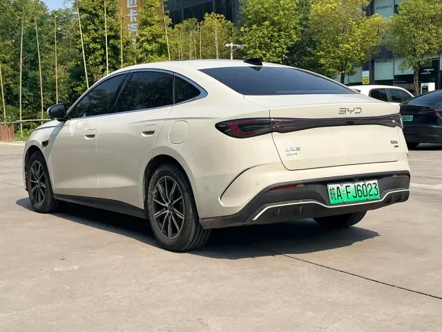 BYD Seal 06 — Фото автомобиля 11