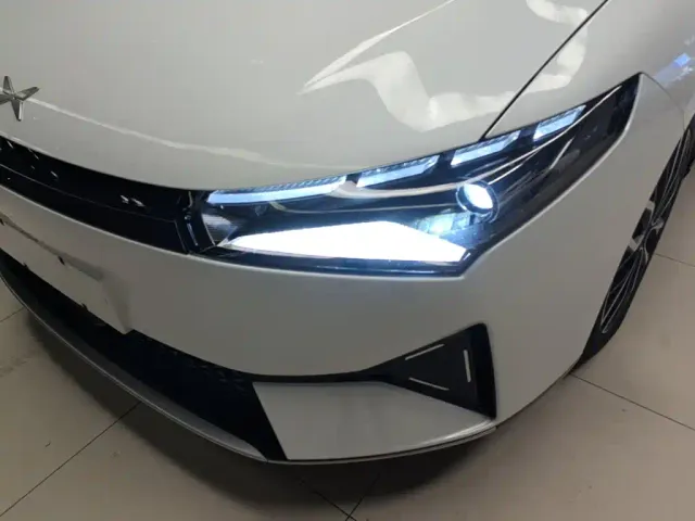 Xpeng P5 — Фото автомобиля 23