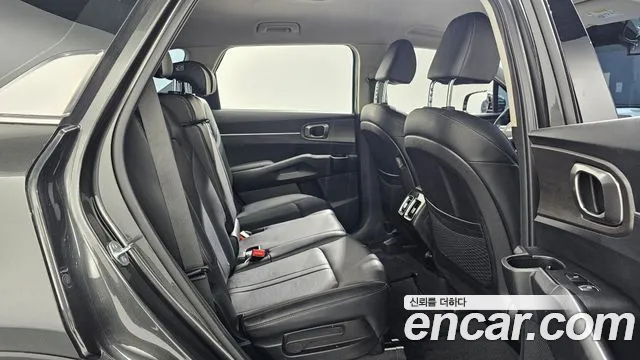Kia Sorento Новый Sorento 4 поколение Дизель 2.2 4WD — Фото автомобиля 12