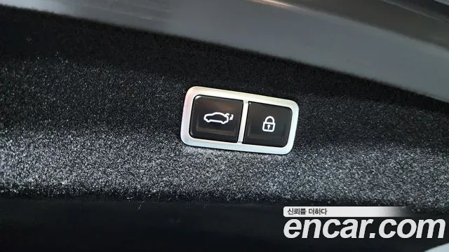 Genesis G90 Бензин 3.5 турбо AWD — Фото автомобиля 25