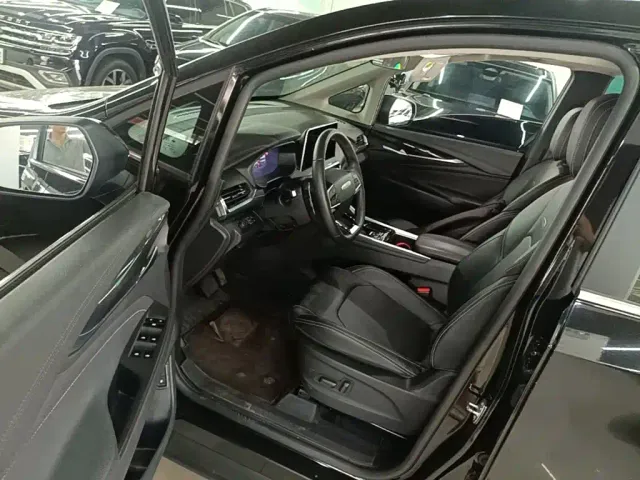 Maxus G50 — Фото автомобиля 15