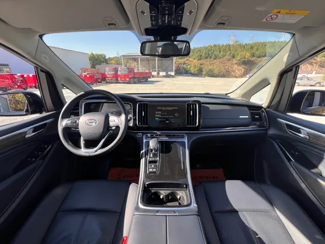 GAC Trumpchi M8 — Фото автомобиля 12