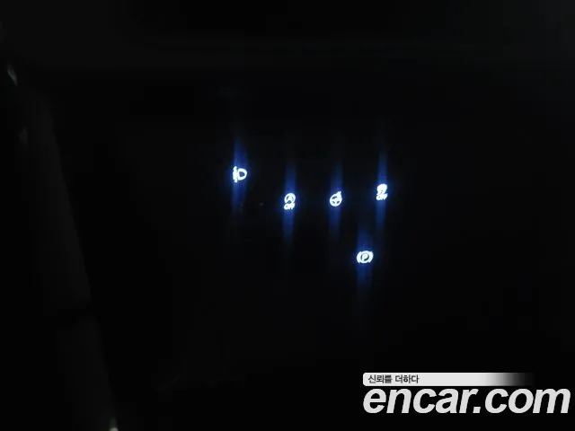 Hyundai Staria Staria Карго 3 места — Фото автомобиля 3