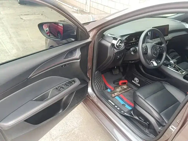 MG MG5 2025 300TGI Global Flagship — Фото автомобиля 11