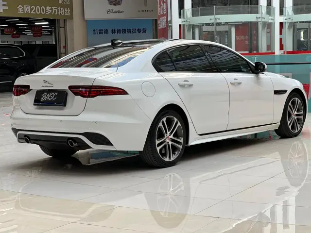 Jaguar XEL — Фото автомобиля 20