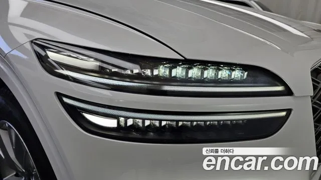 Genesis GV70 — Фото автомобиля 7