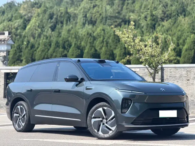 Nio ES8 — Фото автомобиля 4