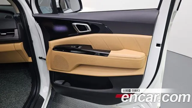 Kia Carnival Generation 4 — Фото автомобиля 14