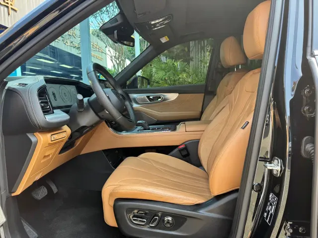 GAC Trumpchi ES9 — Фото автомобиля 4