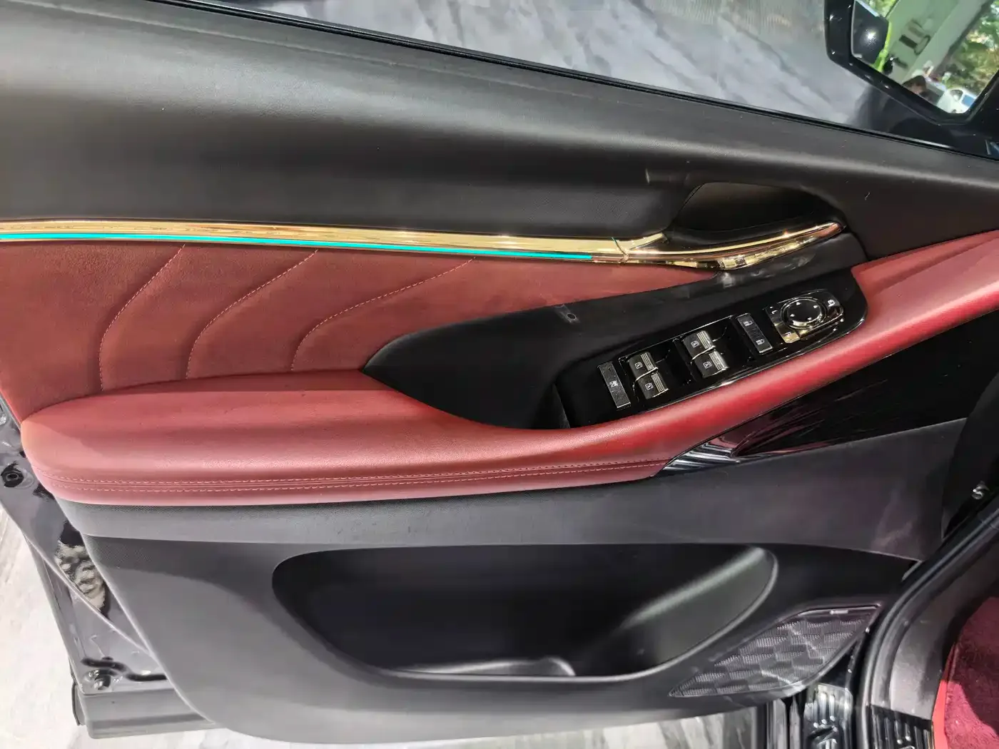 GAC Trumpchi Trumpchi M8 2023 Master Series Dual Hybrid Flagship Edition — Фото автомобиля 6