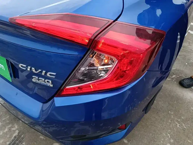 Honda Civic — Фото автомобиля 7