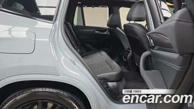 BMW X3 xDrive 20i M Sport — Фото автомобиля 10