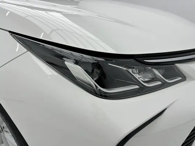 Toyota Corolla — Фото автомобиля 10