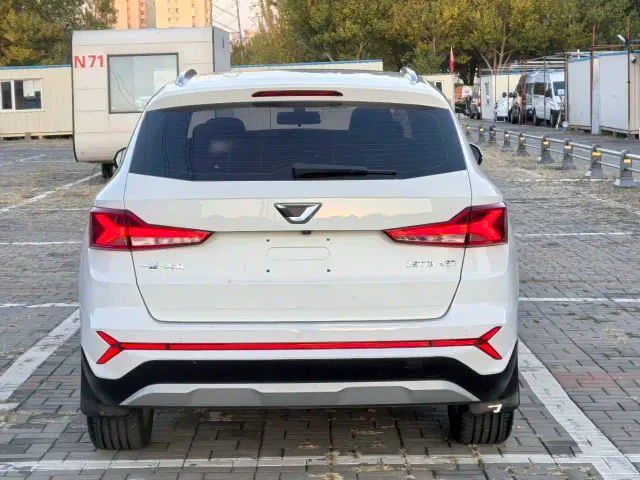 Jetta VS7 — Фото автомобиля 8