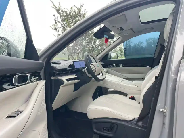 Geely Galaxy E5 — Фото автомобиля 4