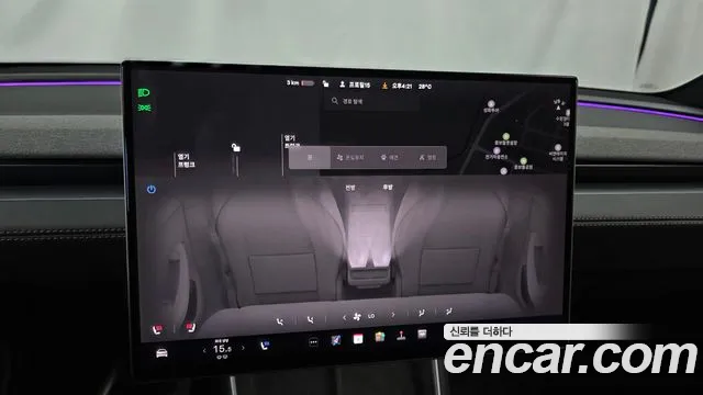 Tesla Model Y — Фото автомобиля 30