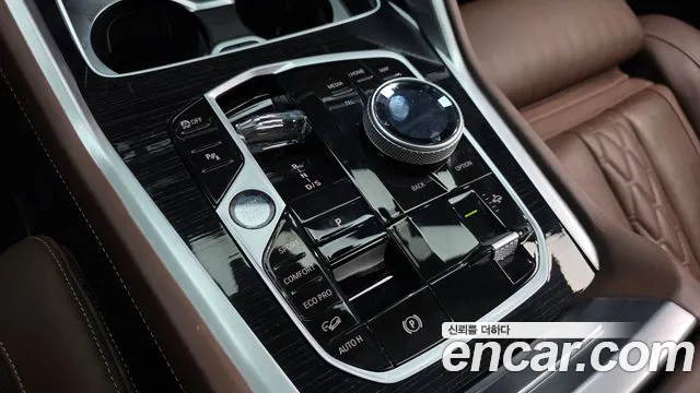 BMW X6 xDrive40i M Sport — Фото автомобиля 9